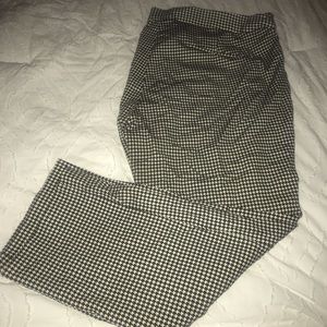 Amanda & Chelsea Capri pants